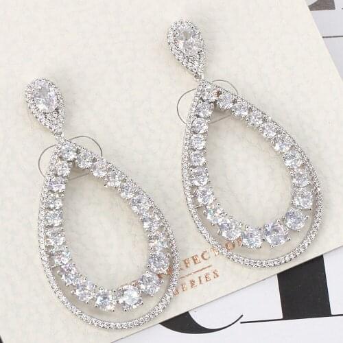 Bride Talk Luxury Leaf Dangle Women Earrings AAA Cubic Zirconia Shiny Crystal Charm Fashion Bridal Earring Jewelry For Wedding