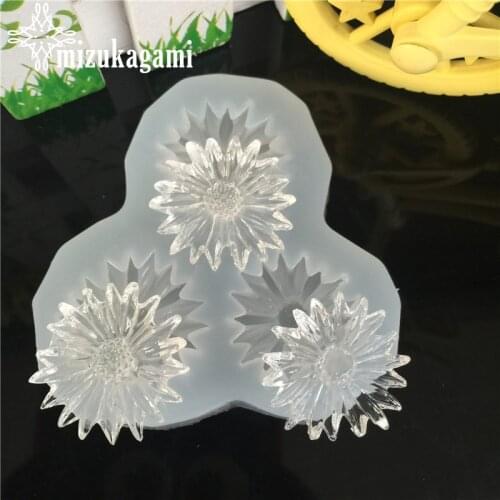 1pcs UV Resin Jewelry Liquid Silicone Mold Sunflower Daisies Resin Charms Molds For DIY Intersperse Decorate Making Jewelry