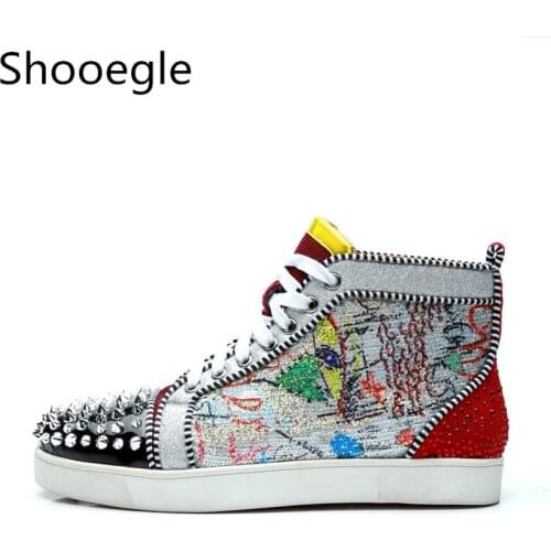 Men Graffiti Painting High Top Patchwork Casual Shoes Spike Sneaker Lace up Rivets Stud Flats Runway Chaussure Hommes