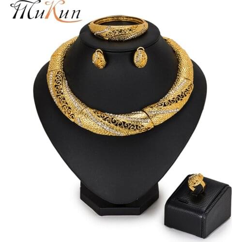 MuKun Dubai Gold Color woman accessories Jewelry Set Fashion African Beads Jewelry Sets Women Costume Brand statement jewelry