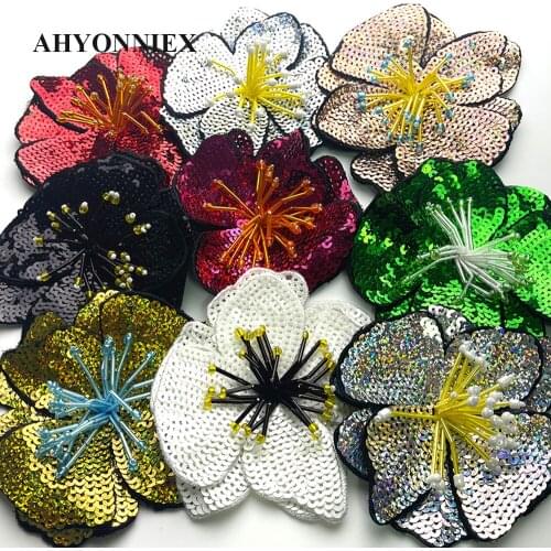 Handmade Large Sequins Flowers Parches Embroidered Shinning Applique Fashion Clothing Sewing On Patch Accessories