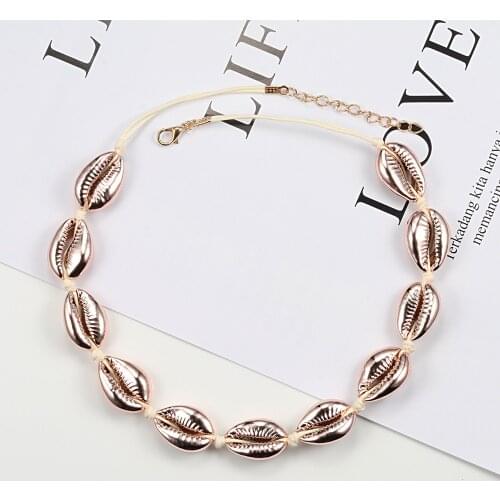 Seashell Necklace for Women Girls Boho Style Natural Shell Rose Gold Cowrie Choker Necklace Simple Ocean Beach Vacation Gifts