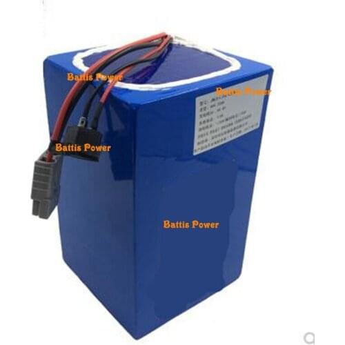 Ultralight Lifepo4 12V 30Ah 35Ah 40Ah lithium battery pack built-in BMS for motocycle sprayer sounder +5A charger