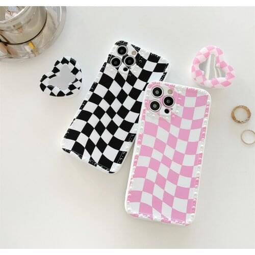 Black White Checkerboard Grid Heart Bracket Pattern Phone Case For Iphone 12 11 Pro Xs Max X Xr 7 8 Plus Se2 Soft Back Cover