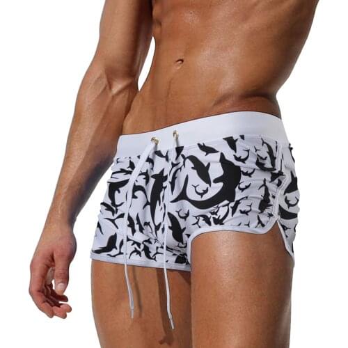 New Mens Swimming Trunks European And American Fashion Beach Shorts Personality Pocket Swimming Trunks Summer Beach Surf Sport