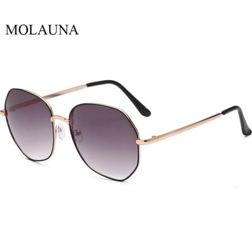 2021 New Fashion Oversize Gradient Sunglasses For Women Vintage Alloy Chain Frame Rivet Square Sun Glasses Female Elegant Shades