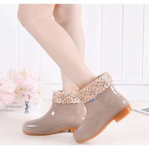 Women Rain Boots Thicken Cover Waterproof Shoes Unisex Anti-skip Garden Kitchen Labor Shoes Car Washing Shoes 201966