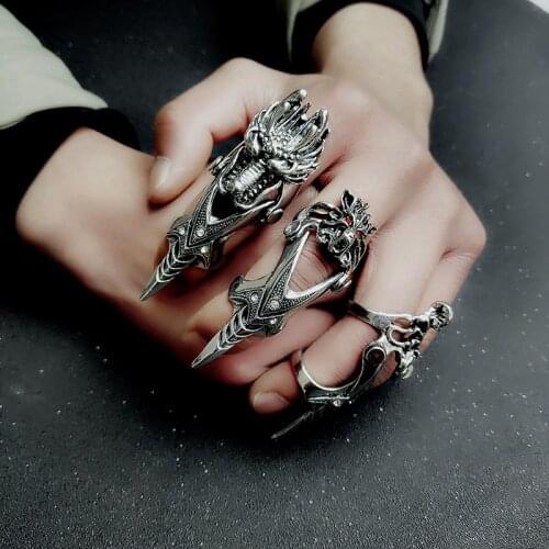 New Punk Mens Ring Skull Shaped Armor Joint Ring Gothic Fashion Men Domineering Exaggerated Alloy Metal Jewelry Gifts