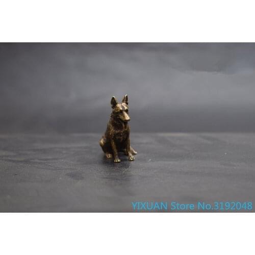 Abalorio de bolsillo fino de bronce antiguo tallado (perro Lobo)