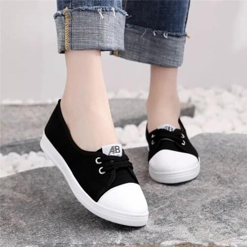 2021 Womens casual shoes breathable mesh white shoes summer flat casual sports shoes flat sports shoes womens vulcanized shoes