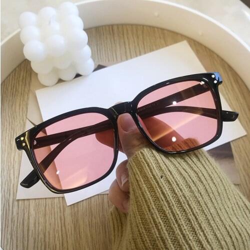 Retro Brand rivet Rectangle Sunglasses Women Black Red Shades For Women 90s Candy Lens Vintage Square Sun Glasses Men Unisex