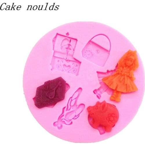Wholesale Silicone mold RS066 Mini bag girl pig pet shape Decoration clay mold Fondant cake mold