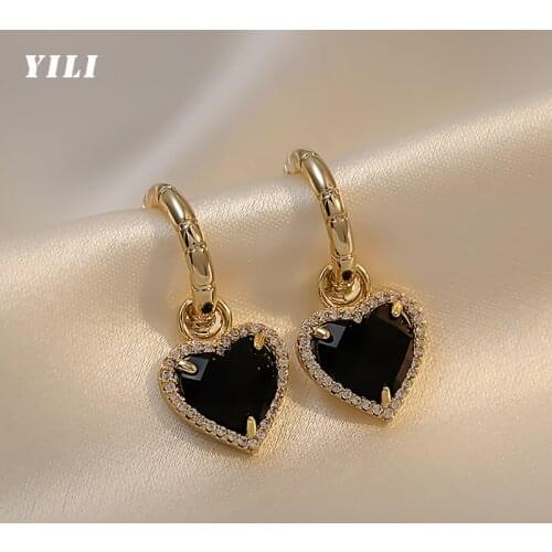 2021 Fashion Black Heart-Shaped Drop Earrings Korean Retro Gothic Gold C Shaped Zircon Earrings for Women Girls Jewelry