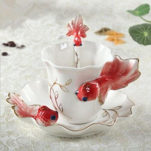 3D Animals Mug Goldfish Color Enamel Coffee Cup Porcelain Mugs Creative Ceramic Cups European Bone China Milk Cup Fancy Gift