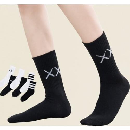 Solid Striped Black White Socks for Woman Harajuku Hip Hop Cotton Womens Socks Autumn Long Fashion Casual Unisex Middle Tube
