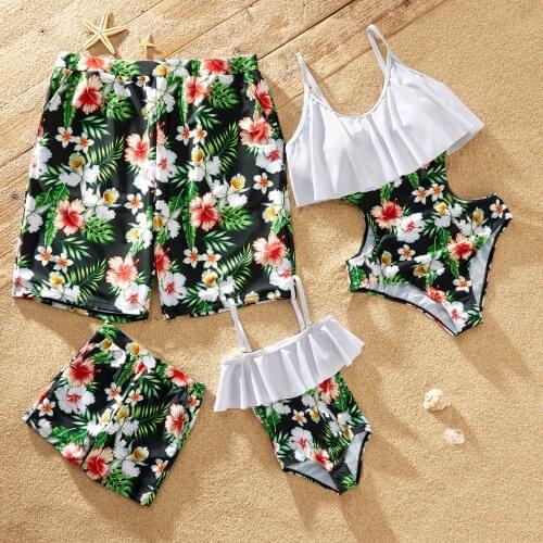 PatPat 2021 New Summer Solid Flounce Stitching Floral Print Hollow Out One-piece Family Swimsuits