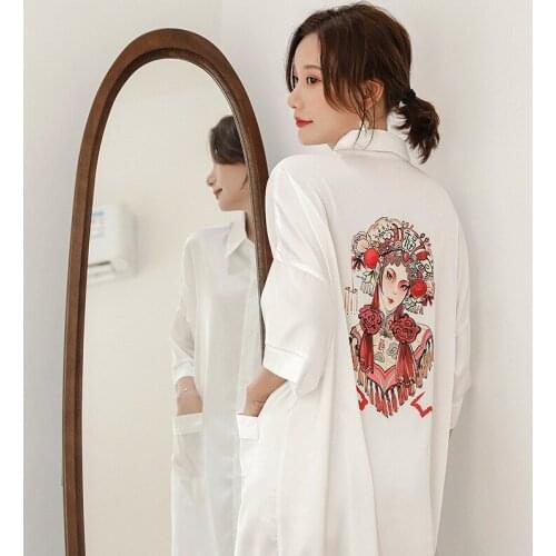 Young Lady Chinese Beijing Opera Print Nightdress White Turn-down Collar Sleepshirts Summer Faux Silk Nightgown Casual Sleepwear