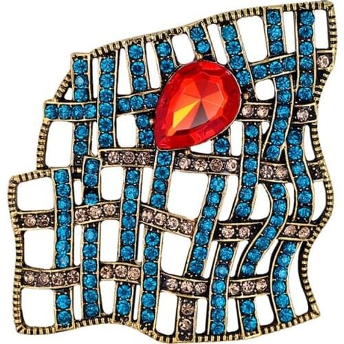 Crystal Geometry Shape Brooches Women Rhinestone Personality Style Weddings Banquet Brooch Pins Gifts