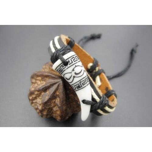 Imitation bone wolf tooth Langya Ivory Bracelet Vintage Jewelry Yak bone Carved Leather Bracelet Punk Bracelet Party
