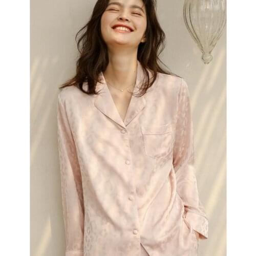 Woman comfortable fashionable pajamas Ice Silk Jacquard Long Sleeve Loose High-end Homewear set Spring/Summer Ladies Homewear