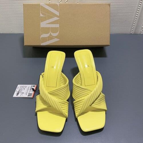 Summer New Women Slippers Yellow Pleated Pull Strap High-heeled Sandals Cross Strap Open Toe Square Head Temperament Slippers