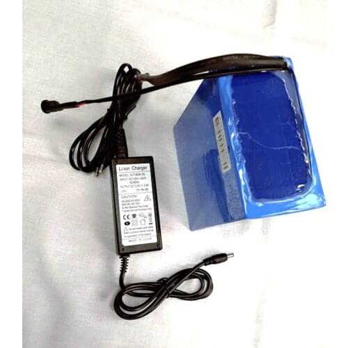 12v 30Ah Lifepo4 Battery Pack High Drain Lifepo4 12v 30ah Battery Case BMS for Electric Bike Energy Storage Outdoor + 5A Charger