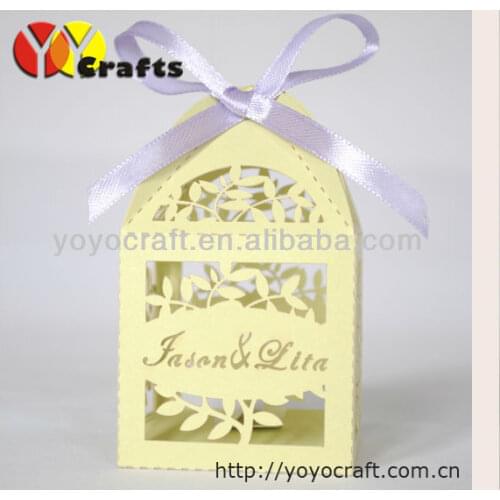 5*5*8.5cm Laser Cut Wedding Favour Boxes with Free ribbon size design leaf shaped wedding favor box