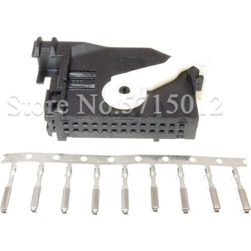 26 Hole 7L6 972 726 Auto Navigation Controller Plug Instrument Plug Headlight AFS Socket 7L6972726 For VW Cayenne