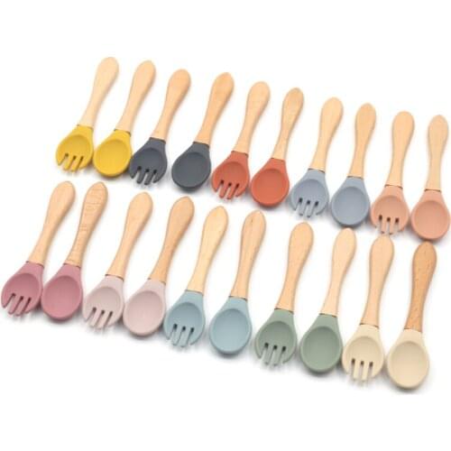 BPA free food grade safe 100% silicone 2pcs wooden handle fork and spoon baby feeding accessory