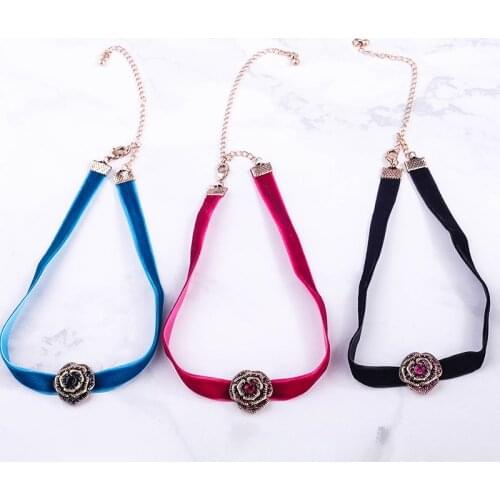Punk Style Vintage Gold Color Crystal Flower Black&Blue&Red Black Velvet Strip Fashion Women Choker Necklace Jewelry Wholesale