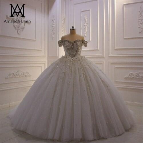 Robe blanche Off Shoulder Crystal Beading Fluffy Wedding dress