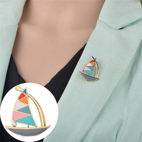 New Sailing Brooch Pin Boat Sail Creative Design Brooch Backpack Denim Clothing Dress Jewelry Personality Boat Shape Ornaments