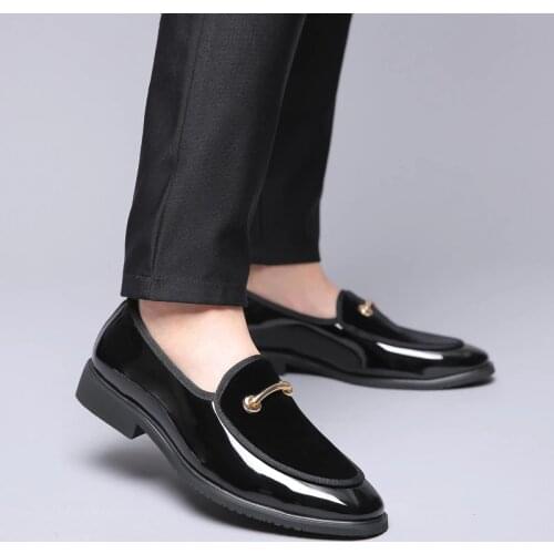 2020 New Design Men Formal Shoes Fashion High Quality Pointed Toe Business Shoes Men Loafers Wedding Party Casual Leather Shoes