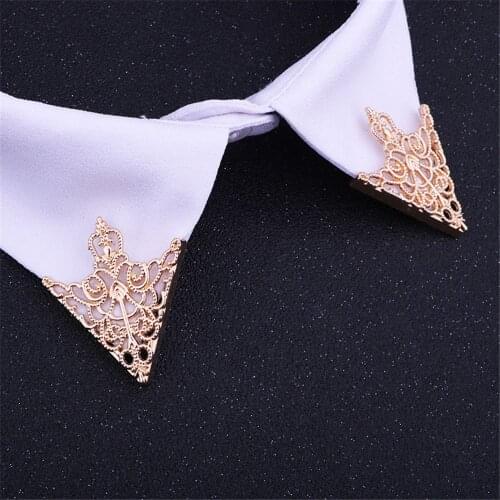 Vintage Fashion Triangle Shirt Collar Pin for Men and Women Hollowed Out Crown Collar Brooch Corner Emblem Jewelry Accessories