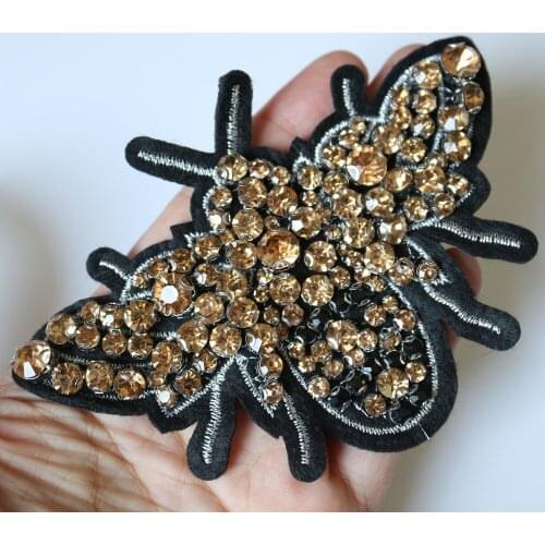 Fashion cute yellow bee patch for backpacks Rhinestone beaded Patches for clothing Embroidery Sequin appliques parches animals