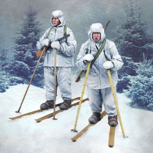 1/35 Russian Ski Troops Two people Resin kit Soldier GK Uncoated No colour