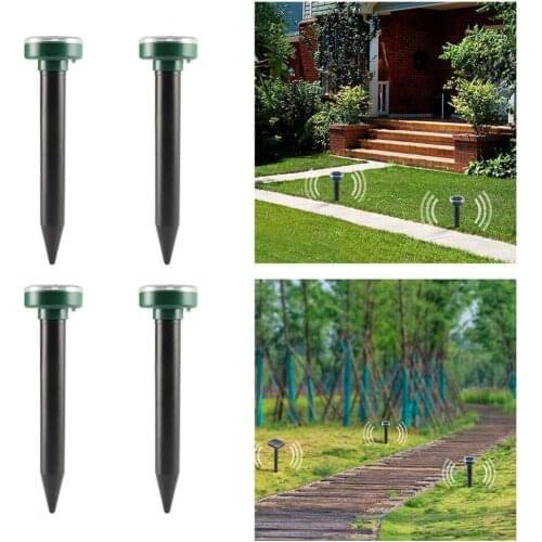 2/4Pcs Mole Rat Repellent Solar Ultrasonic Repeller Deterrent Pest Spike Garden Z8I9