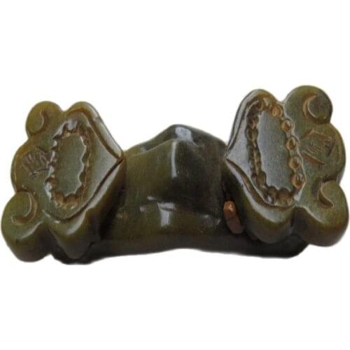 Antique carved old jade natural jade pendants decoration high jade Ruyi exquisite craft of Han Dynasty