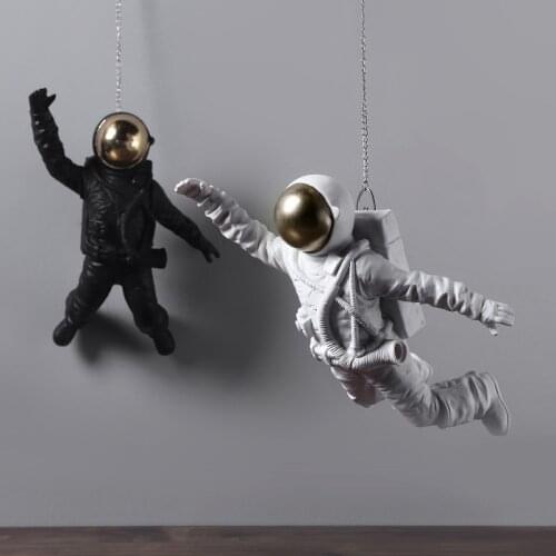 Simulation Resin Astronaut Crafts Statue Nordic Resin Ornaments Living Room Bedroom Indoor Entrance TV Cabinet Decoration