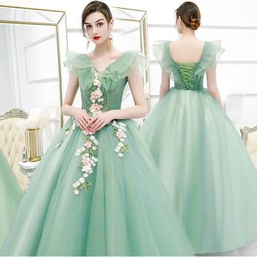 Luxury Quinceanera Dress New Elegant V-neck Party Prom Ball Gown Sweet Flower Vintage Quinceanera Dresses Plus Size