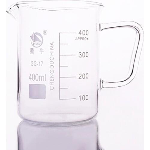 With handle beaker in low form,Capacity 400ml,Outer diameter=82mm,Height=112mm,Laboratory beaker with handle