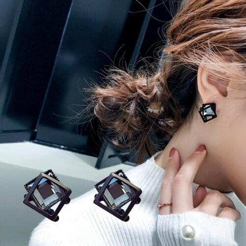New Design Hot Sale Fashion Jewelry Simple Black Crystal Metal Earrings aretes de mujer modernos 2021