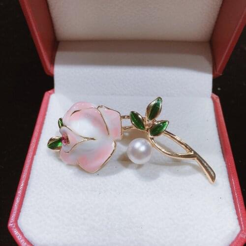 Rose natural fresh water pearl brooch ceramic flower brooch finished product foreign trade wholesale