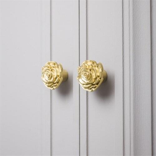 New Light Luxury Brass Handle Rose Flower Shaped Drawer Cupboard Wardrobe Door Knobs Golden Single Hole Knob Furniture Pull