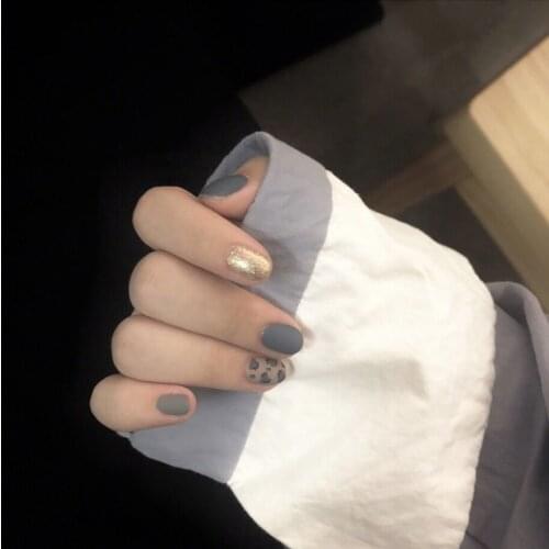 Shining golden and Morandi blue hit pure color with leopard pattern fake nails cute 24pcs false nails with glue full nail tips