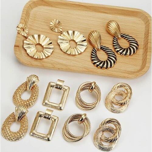 2020 New Fashion Metal Pendant dangle Earrings for Women Vintage Exaggeration Geometric Women earring Jewellery Bohemian Wedding