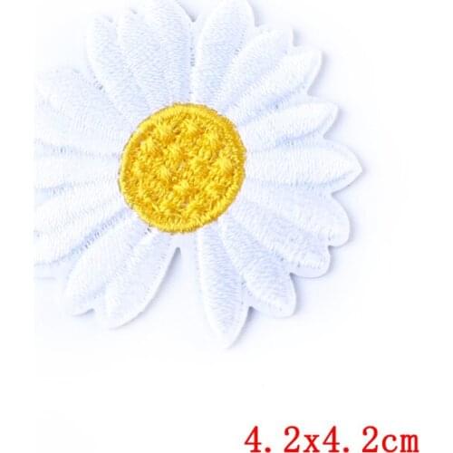 Applique Cartoon Plant Patch Iron On Embroidery Patches on Clothes Sun Flower Patches For Clothing Stickers Stripe on Garment