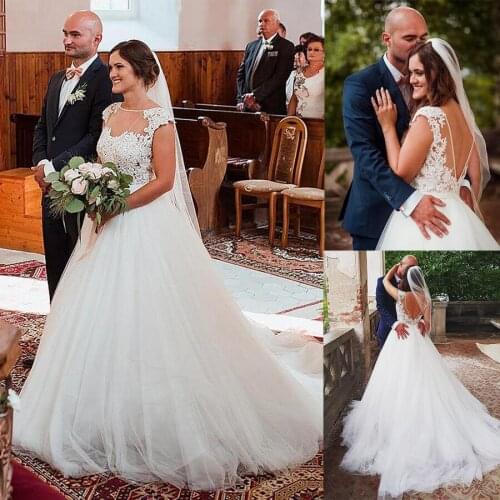 Chic Tulle Jewel Neckline A-line Wedding Dresses Lower Back Tulle Bridal Dress robe courte devant longue derriere