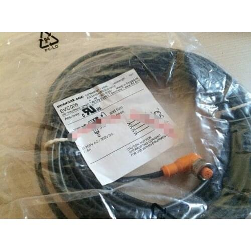 1PC New IFM connector plug wire EVC006 ADOAH040MSS0010H04 free shipping