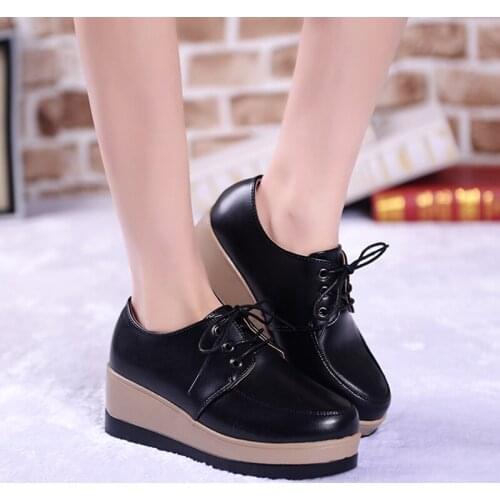 Womens shoes Thick bottom made of genuine leather casual shoes fashionable waterproof on the platform sneakers plus size34-41